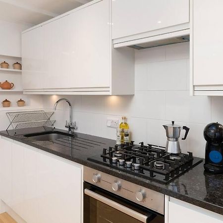 Beautiful And Contemporary Cornish Townhouse In Penzance Villa Bagian luar foto