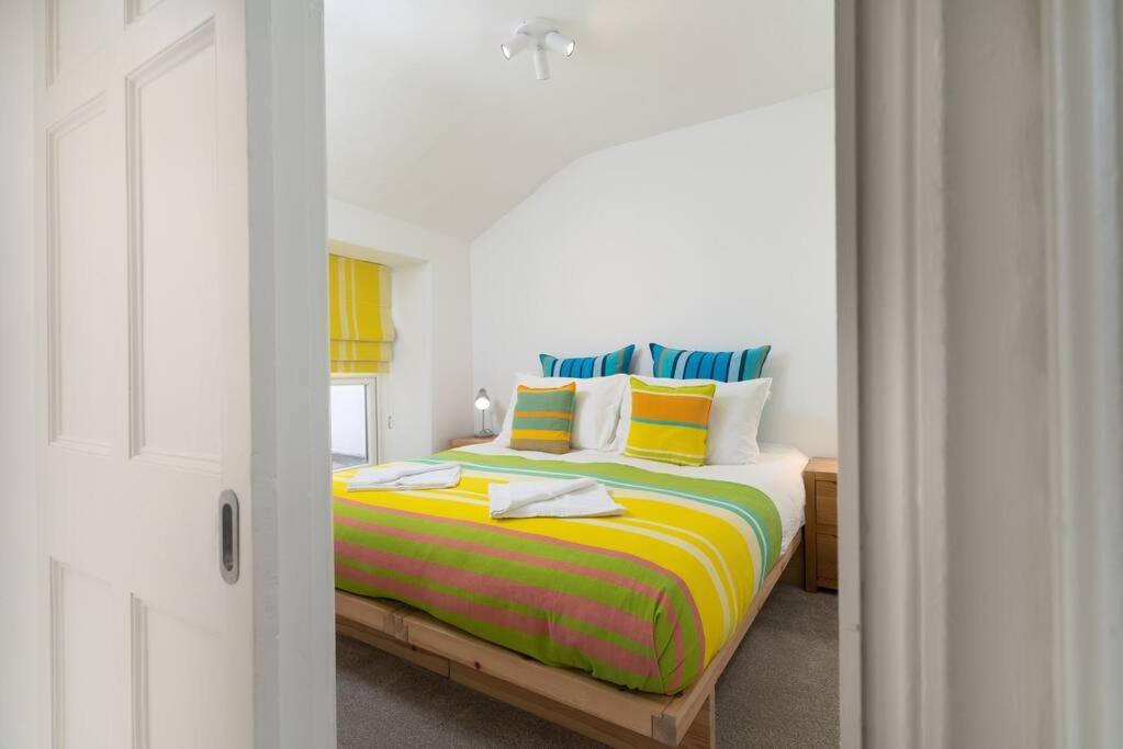 Beautiful And Contemporary Cornish Townhouse In Penzance Villa Bagian luar foto