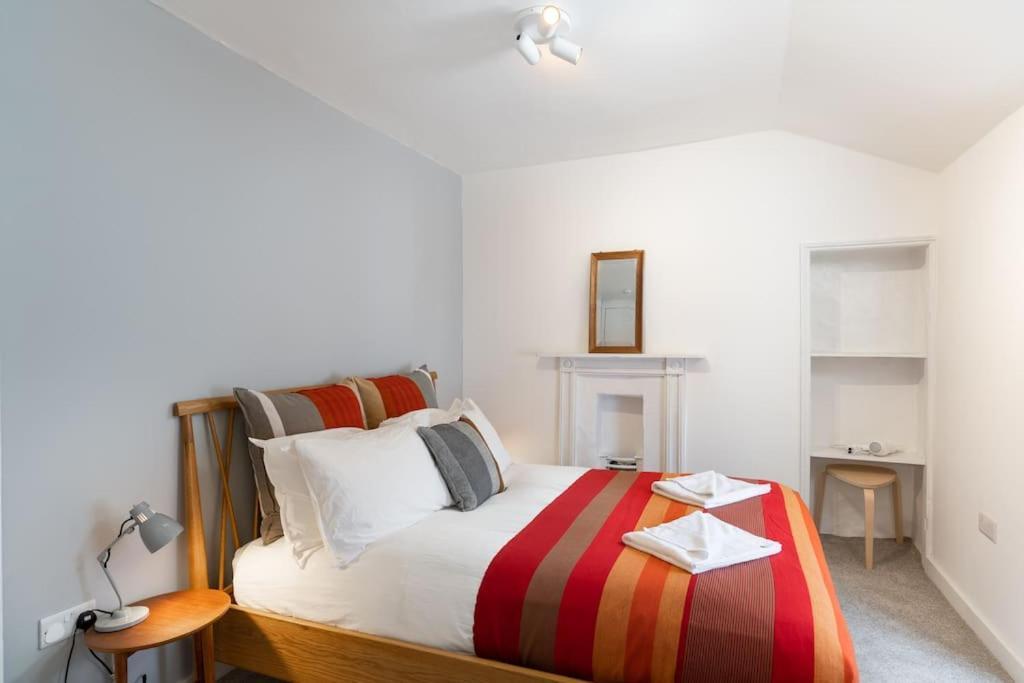 Beautiful And Contemporary Cornish Townhouse In Penzance Villa Bagian luar foto