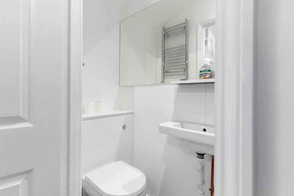 Beautiful And Contemporary Cornish Townhouse In Penzance Villa Bagian luar foto