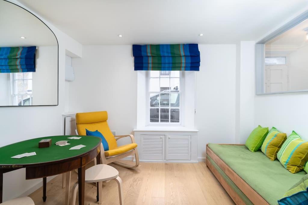 Beautiful And Contemporary Cornish Townhouse In Penzance Villa Bagian luar foto